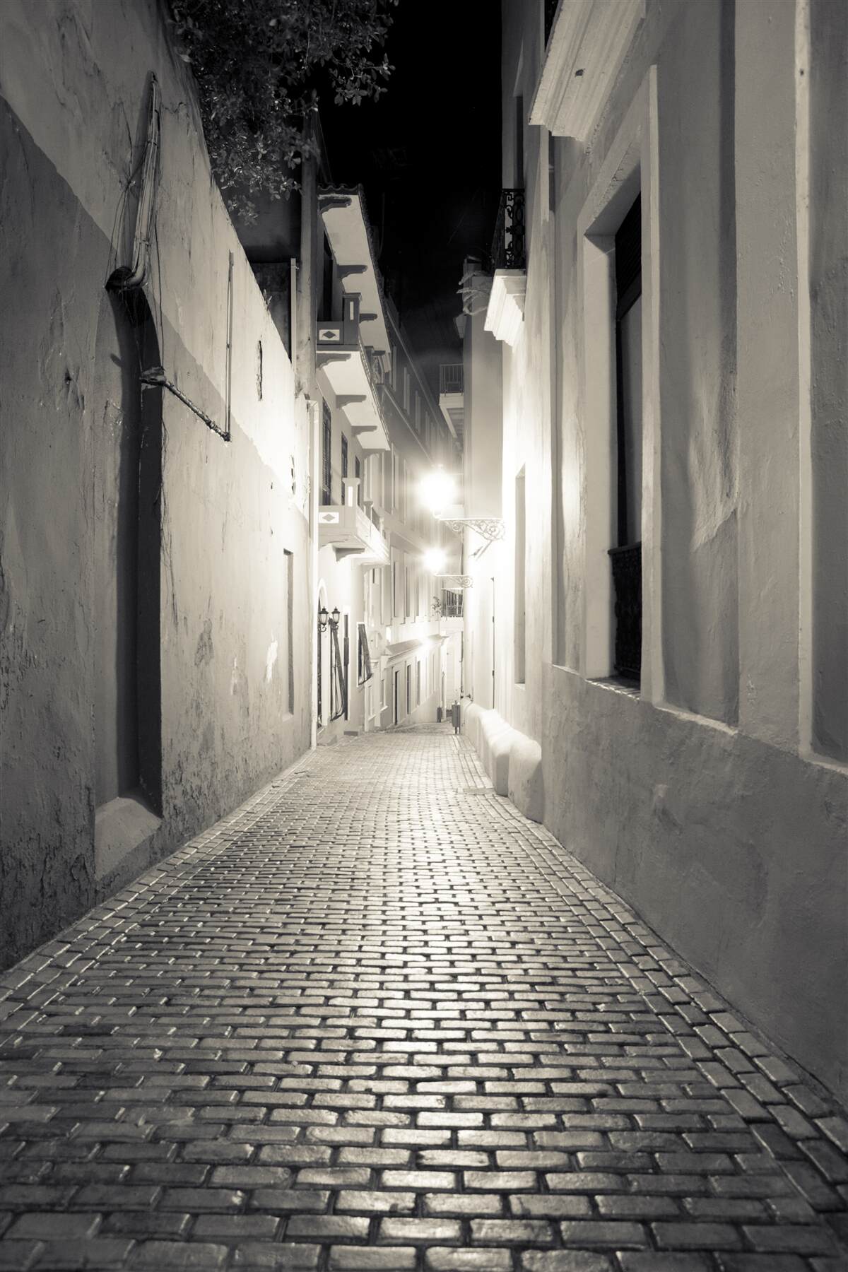 Fototapeta nocna ulica bez ludzi