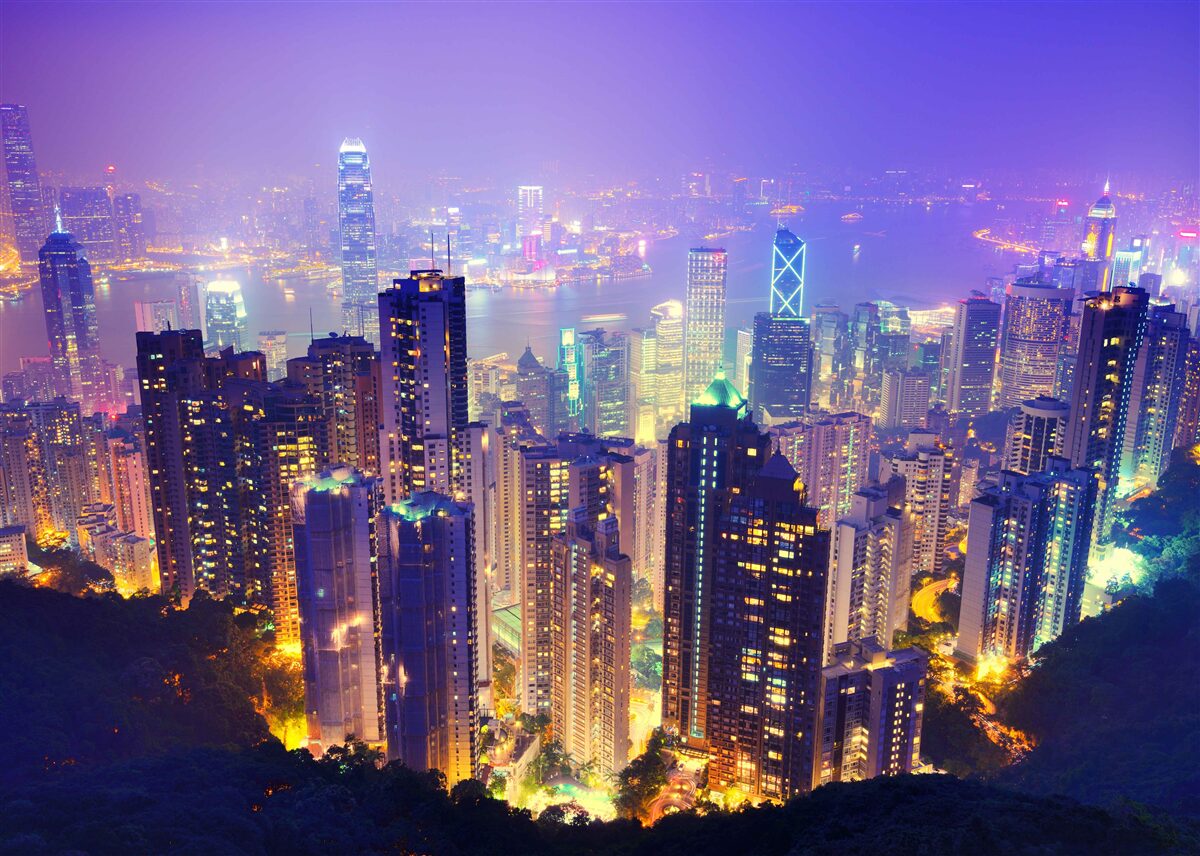 Fototapeta hongkong nocą ma oszałamiającą panoramę