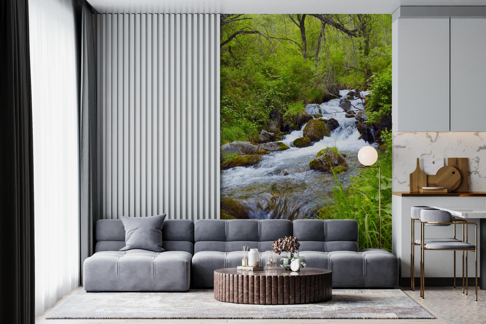 Fototapeta wodospad płynący wściekle po środku lasu