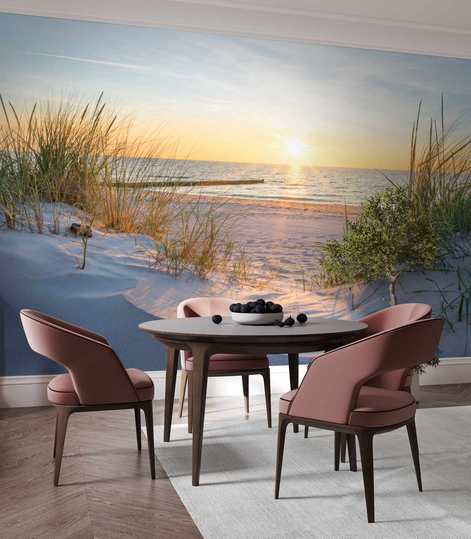 Fototapeta piaszczysta plaża ozdobiona jest zieloną trawą