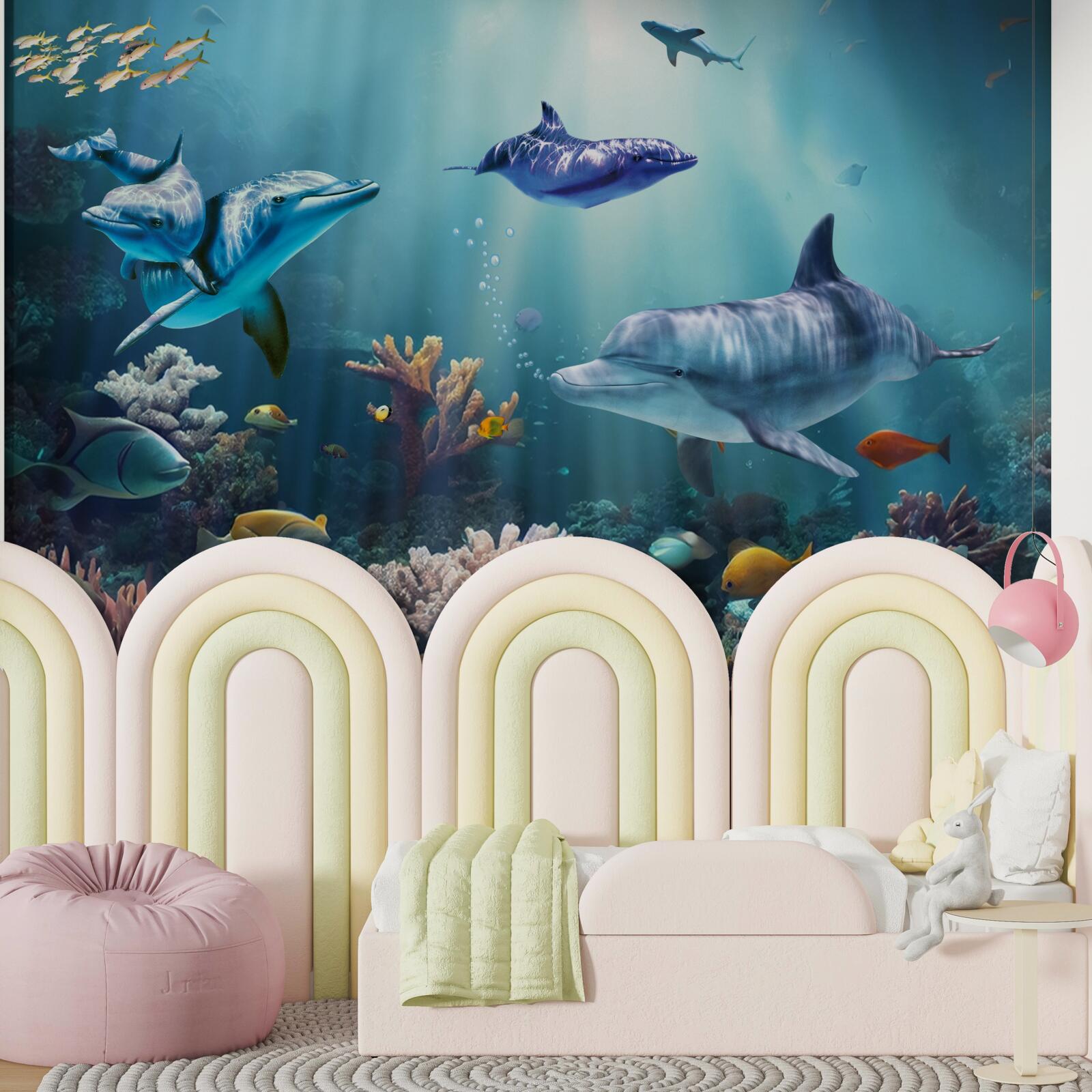 Fototapeta ryby i delfiny pływają razem