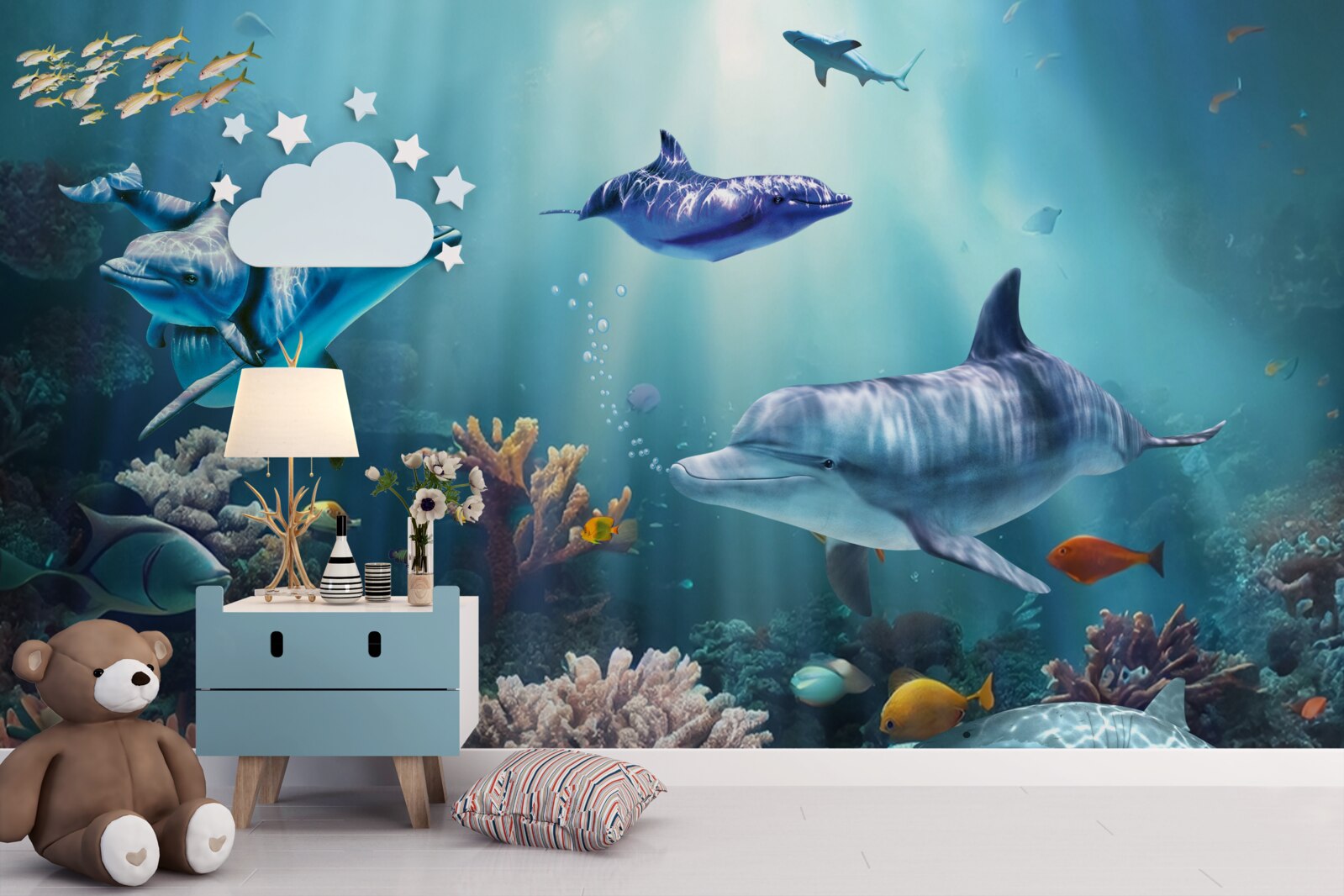 Fototapeta ryby i delfiny pływają razem