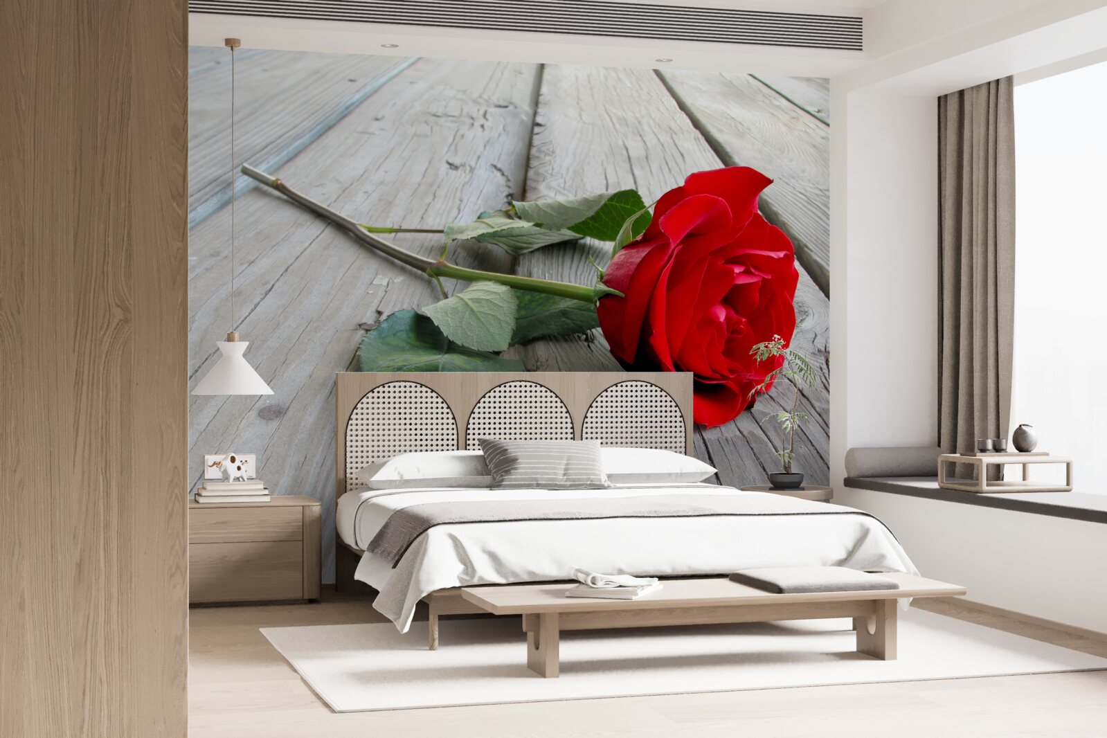 Fototapeta szkarłatny kwiat na drewnianej powierzchni