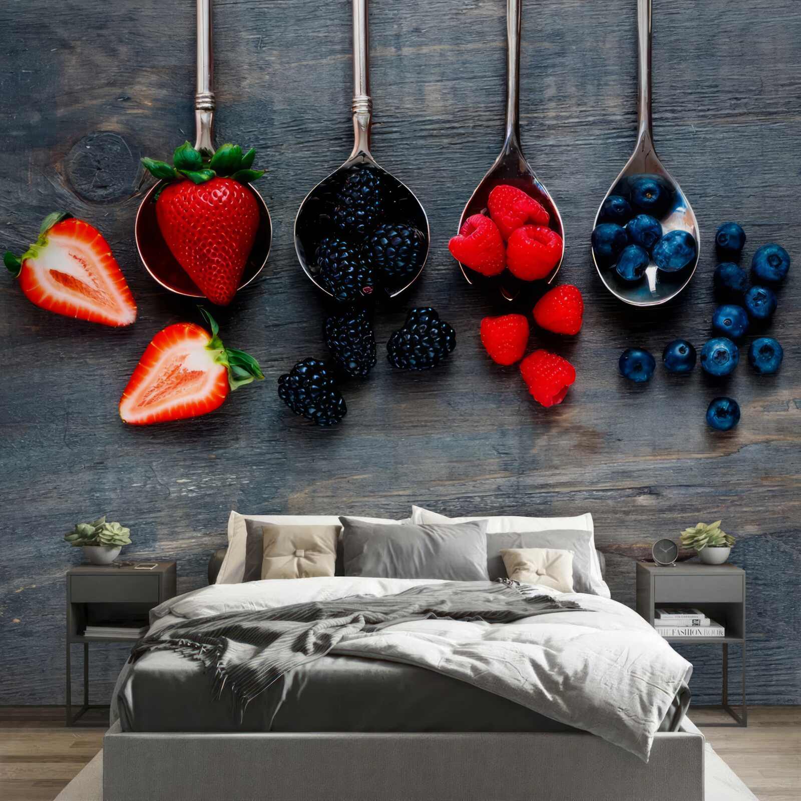 Fototapeta Łyżki wypełnione jagodami