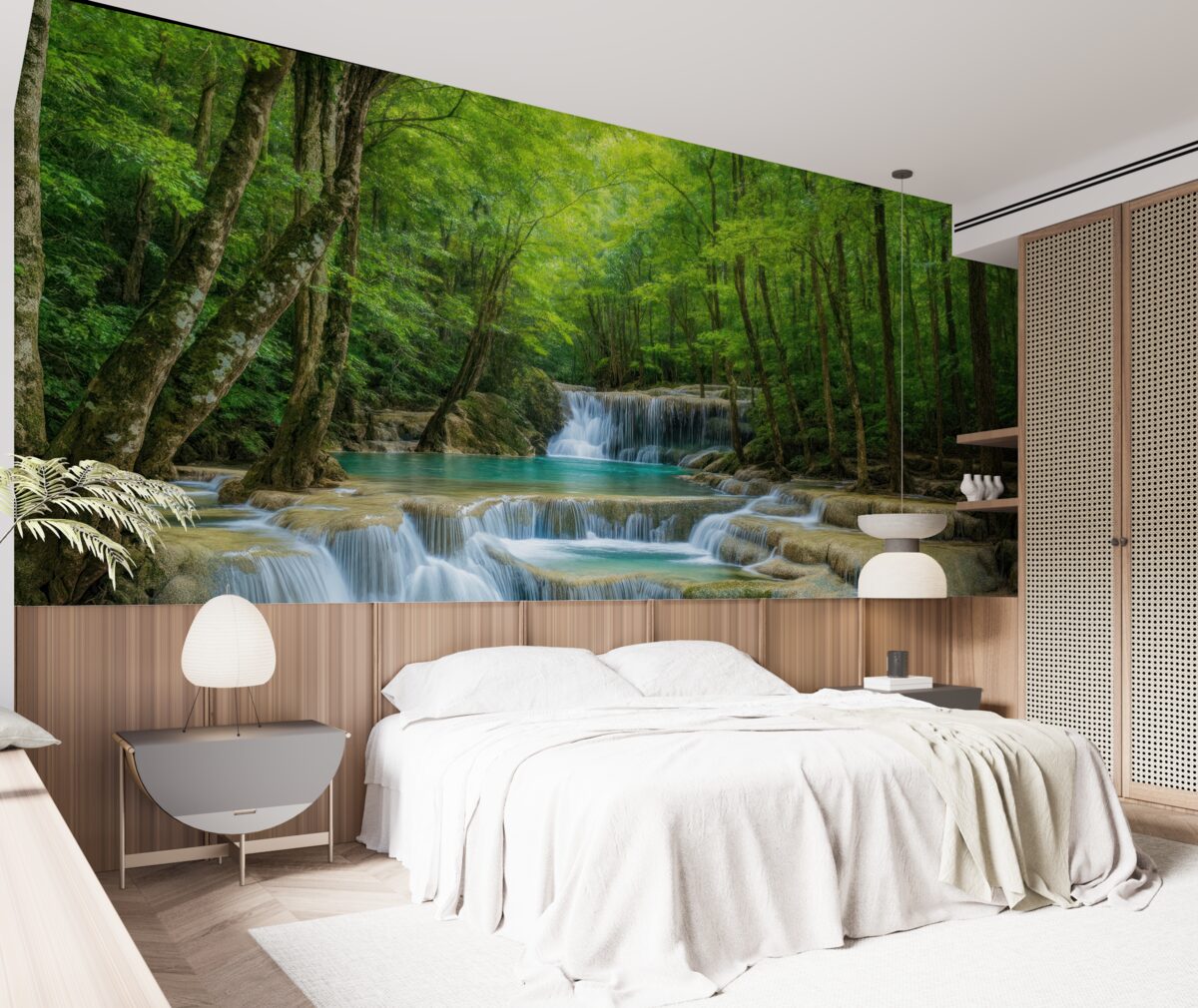 Fototapeta Bystrza strumienia w lesie.