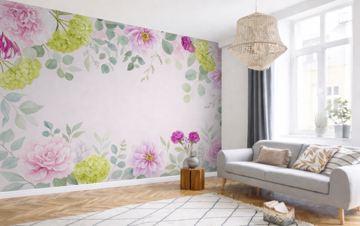 Fototapeta Różowe kwiaty na zielonych liściach u góry.