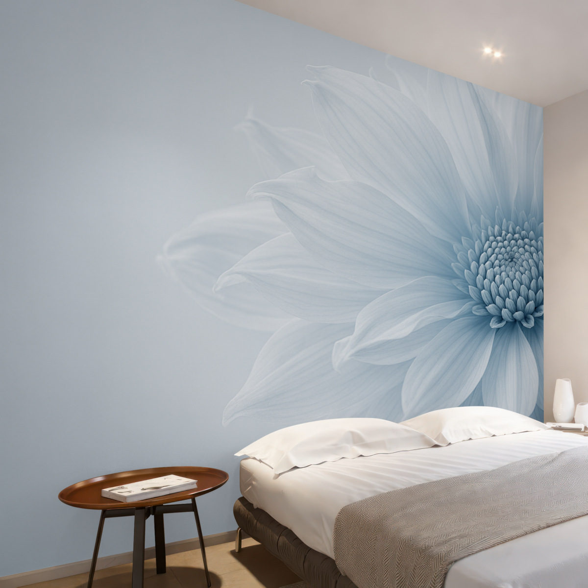 Fototapeta Subtelny niebieski kwiat na jasnym tle.