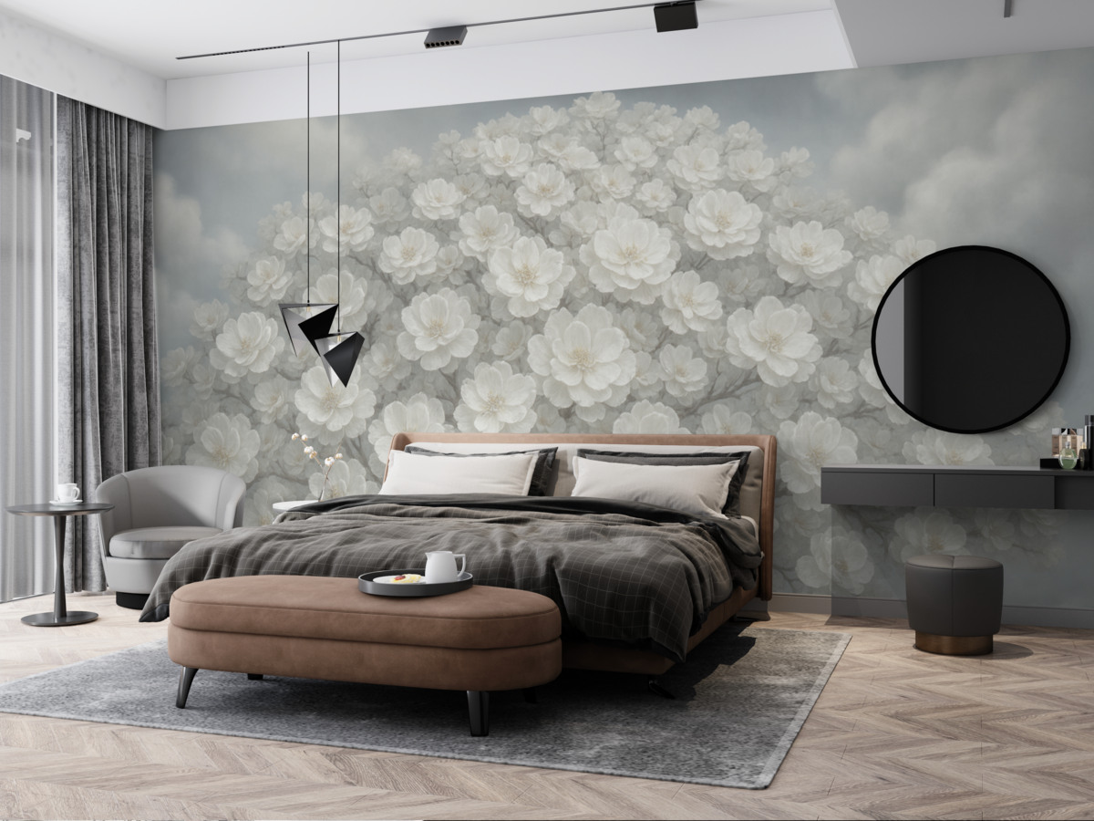 Fototapeta Wielkie drzewo w kwiatach z niebem w tle.