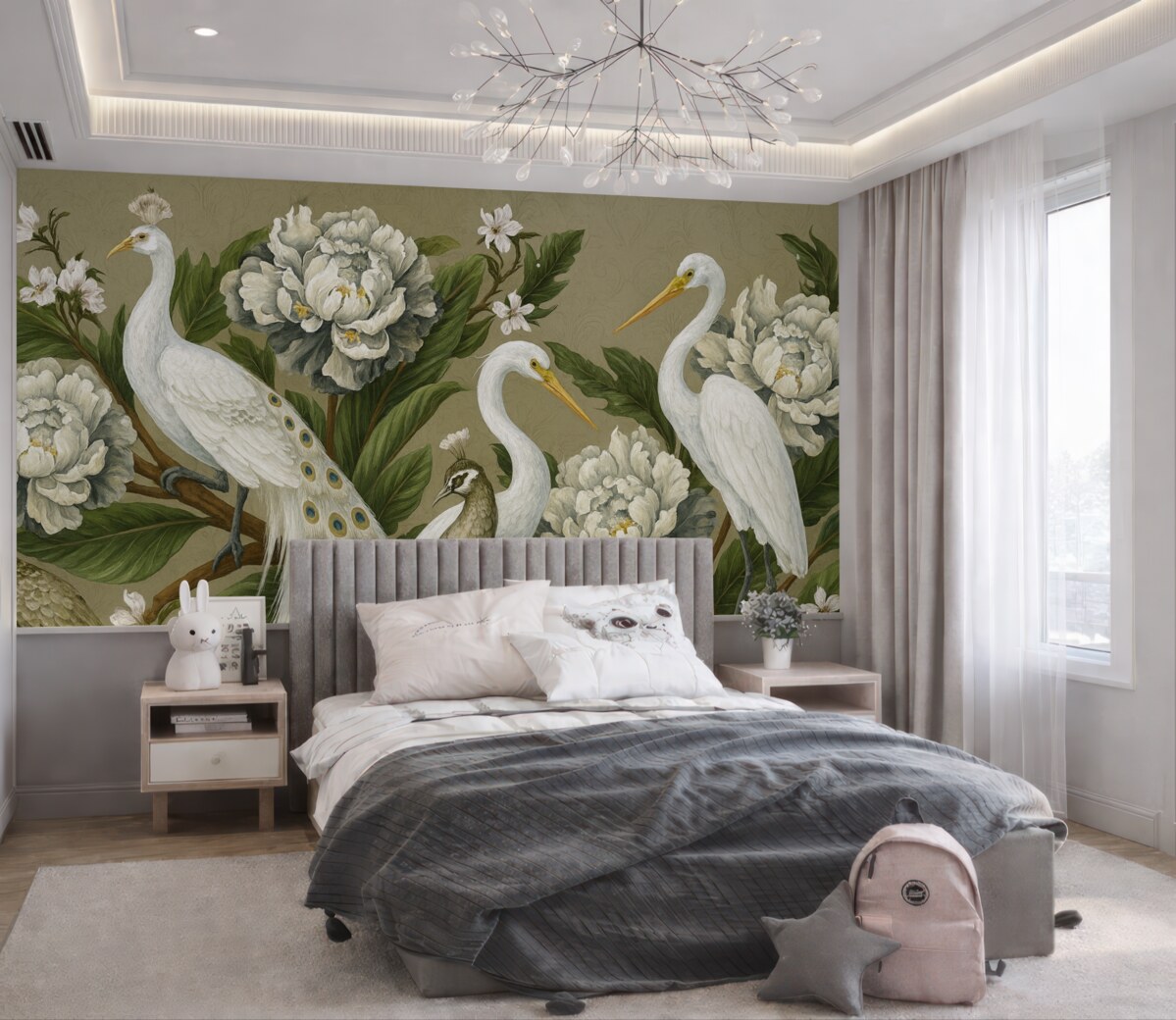 Fototapeta Para białych pawi z długimi ogonami otoczona jest dużymi białymi kwiatami piwonii oraz bujnymi zielonymi liśćmi.