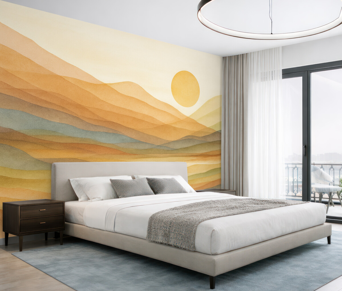 Fototapeta Górzysty pejzaż z przyjemnym słońcem na niebie, falującymi wzgórzami w tonacjach pomarańczu, żółci i brązu.