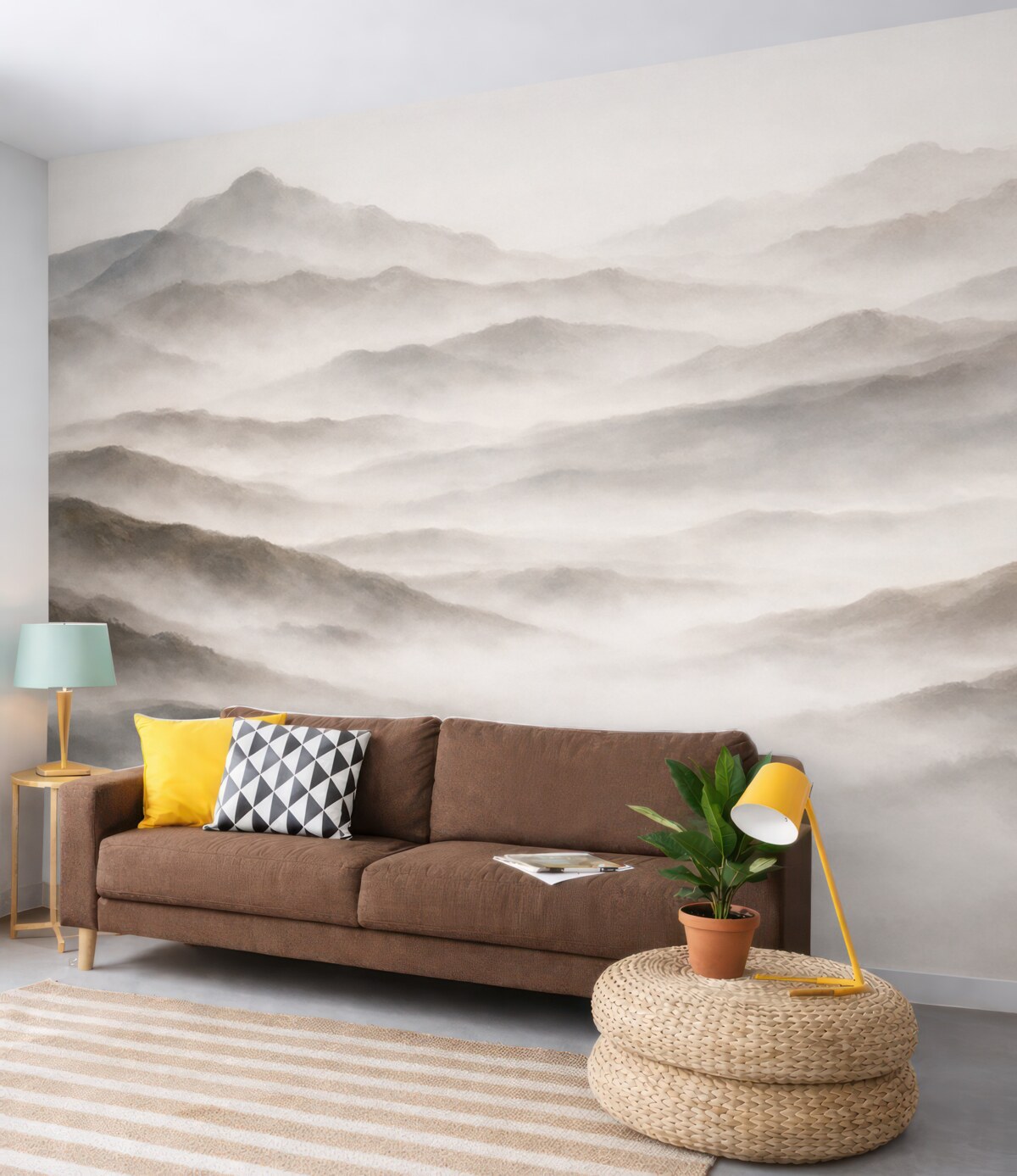 Fototapeta Minimalistyczny górski pejzaż z pofalowanymi wzgórzami i mgłą, tworzący cichy oraz nastrojowy nadruk.