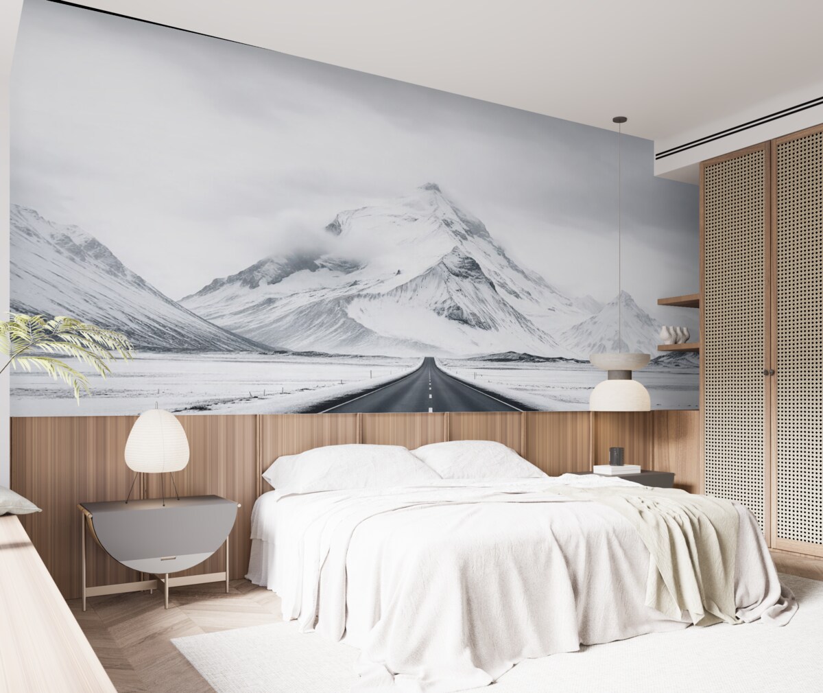 Fototapeta Czarno-biały pejzaż z trasą wiodącą w góry z delikatną mgłą.